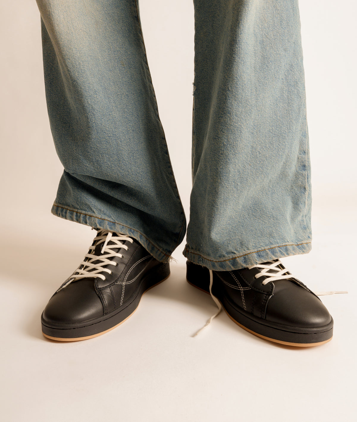 Ghōud Echo Obsidian Black