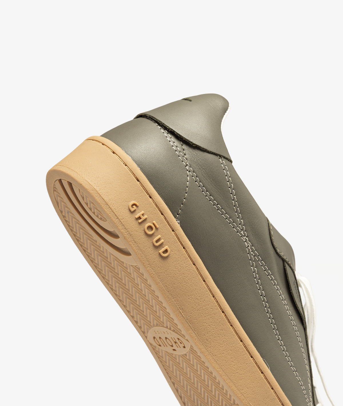 Ghōud Echo Lagoon Moss and Oyster Beige