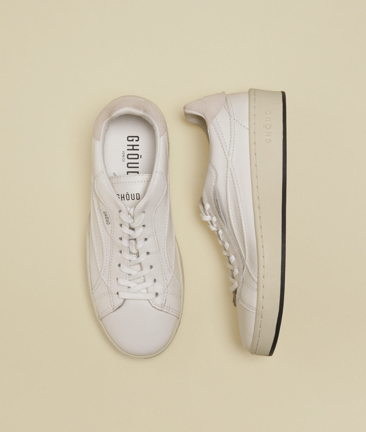 Ghōud Echo Chalk White and Light Grey