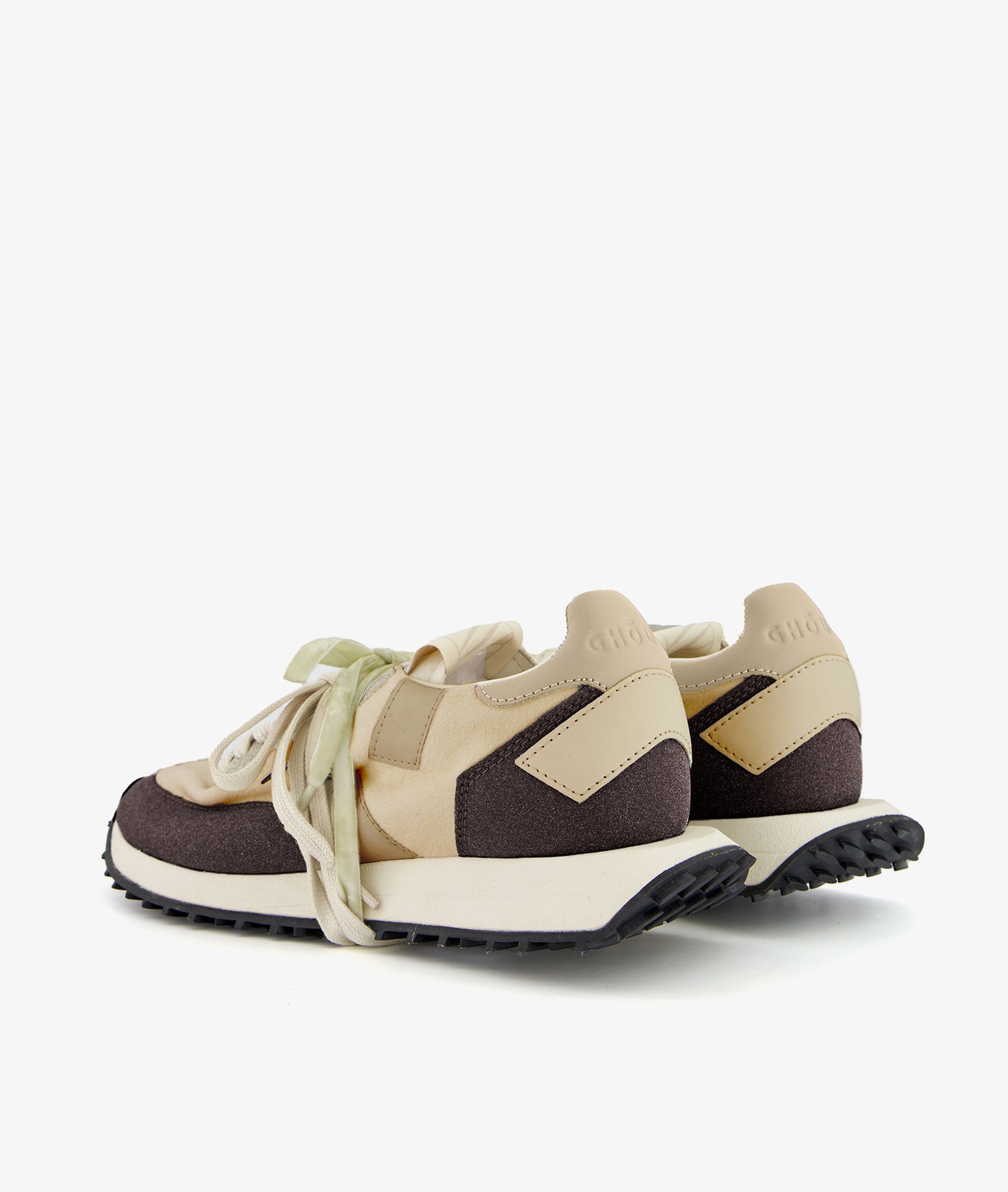 Ghōud Rush Velvet Dunkelbraun